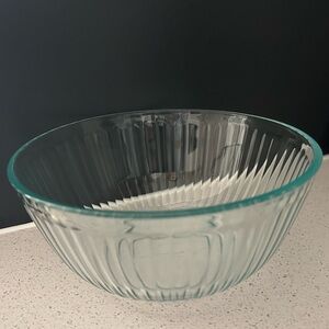 Large Pyrex glass bowl, textured, clear